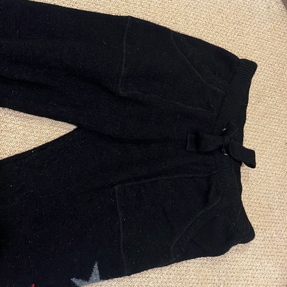 Knit sweatpants with star leg - Picture 3 of 4